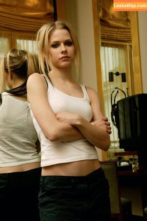 Avril Lavigne photo #0029