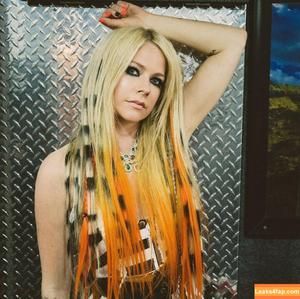 Avril Lavigne photo #0125