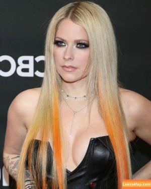 Avril Lavigne photo #0142