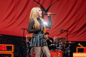 Avril Lavigne photo #0201