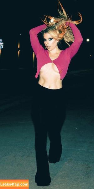 Avril Lavigne photo #0210