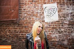 Avril Lavigne photo #0218
