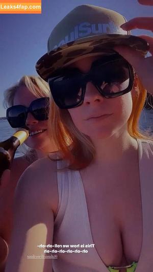 Avril Lavigne photo #0234