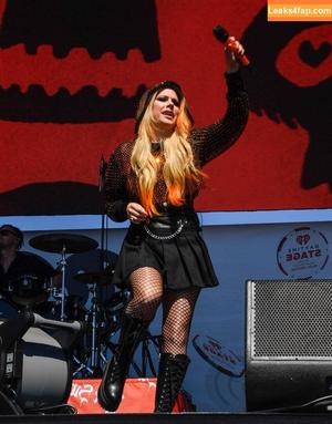 Avril Lavigne photo #0255