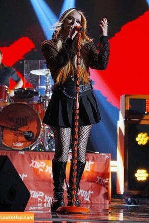 Avril Lavigne photo #0261