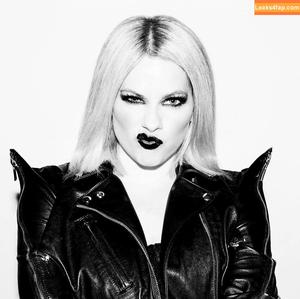 Avril Lavigne photo #0305