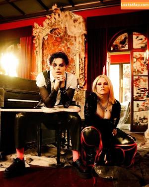 Avril Lavigne photo #0318