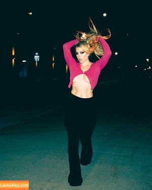 Avril Lavigne photo #0327