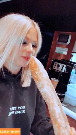 Avril Lavigne photo #0416