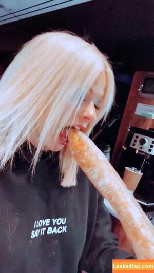 Avril Lavigne photo #0418