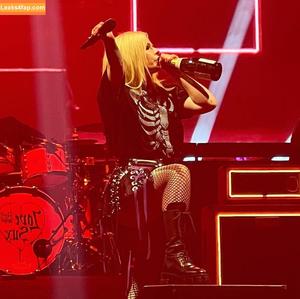Avril Lavigne photo #0448