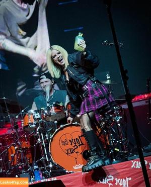 Avril Lavigne photo #0453