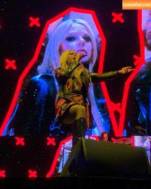 Avril Lavigne photo #0461