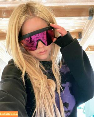 Avril Lavigne photo #0476