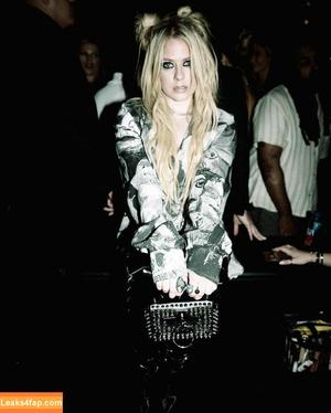 Avril Lavigne photo #0532