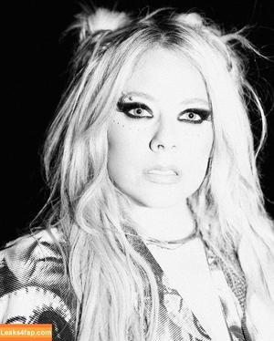 Avril Lavigne photo #0536