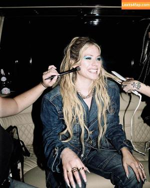 Avril Lavigne фото #0560