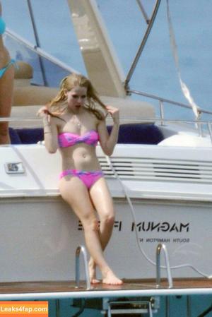 Avril Lavigne фото #0591