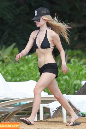Avril Lavigne фото #0641