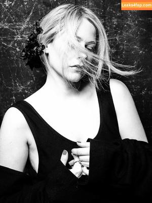 Avril Lavigne фото #0650