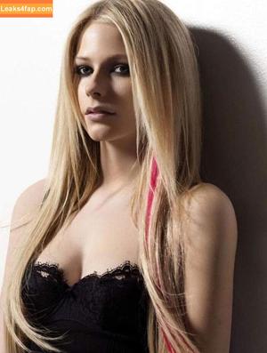 Avril Lavigne фото #0688