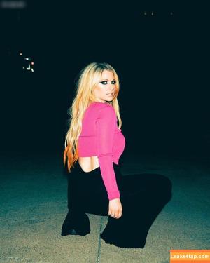 Avril Lavigne фото #0721