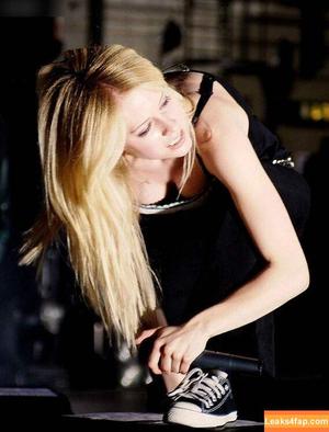 Avril Lavigne photo #0764