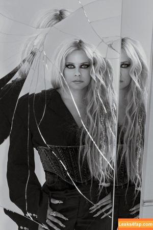 Avril Lavigne photo #0836