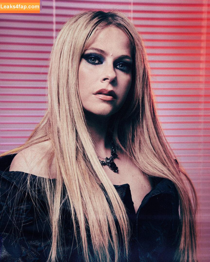 Avril Lavigne / 70927915 / AvrilLavigne leaked photo photo #1028