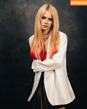 Avril Lavigne photo #1099