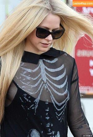 Avril Lavigne photo #1110