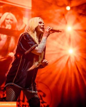 Avril Lavigne photo #1175
