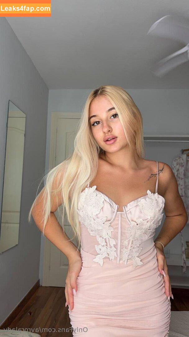 avroralady /  leaked photo photo #0012