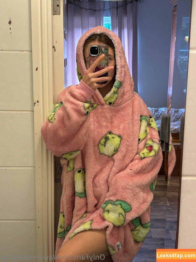 awannabeyour / awannabeyour__s leaked photo photo #0014