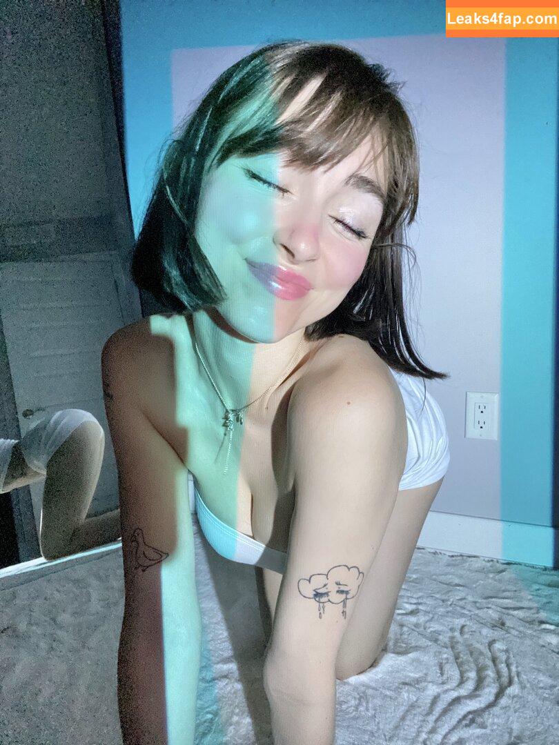 awholelottazozo / zozothewoodelf leaked photo photo #0051