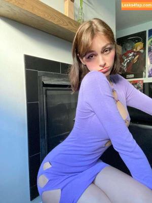 awholelottazozo photo #0024