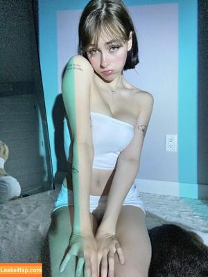 awholelottazozo photo #0035