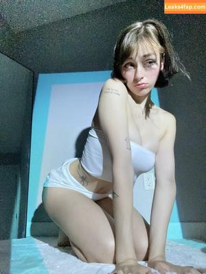 awholelottazozo photo #0050