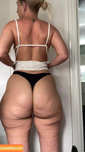 Axelle Peach photo #0001