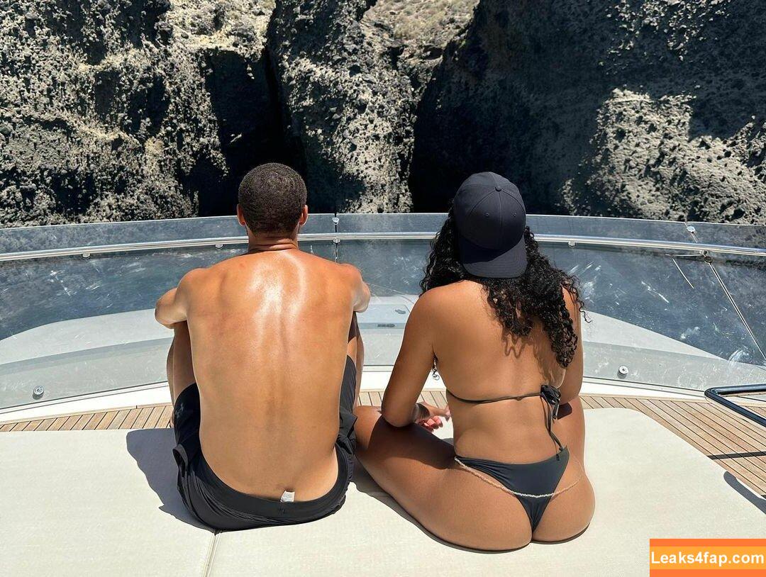 Ayesha Curry / ayeshacurry leaked photo photo #0007