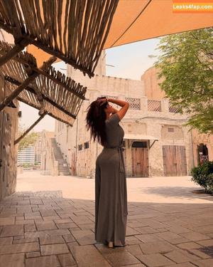 Ayesha Khan photo #0084