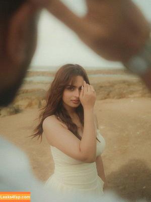 Ayesha Khan photo #0105