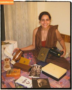 Ayesha Khan photo #0119