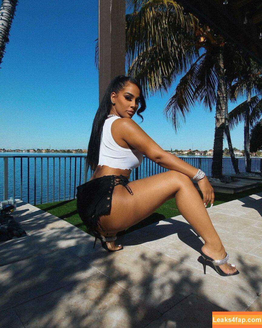 Ayisha Diaz / ayishadiaz / ayishadiaz0 leaked photo photo #0025