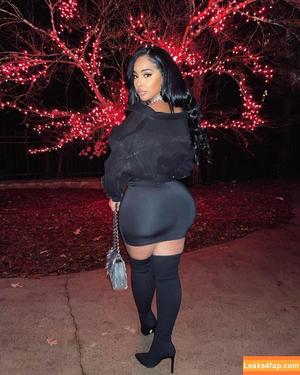 Ayisha Diaz photo #0009