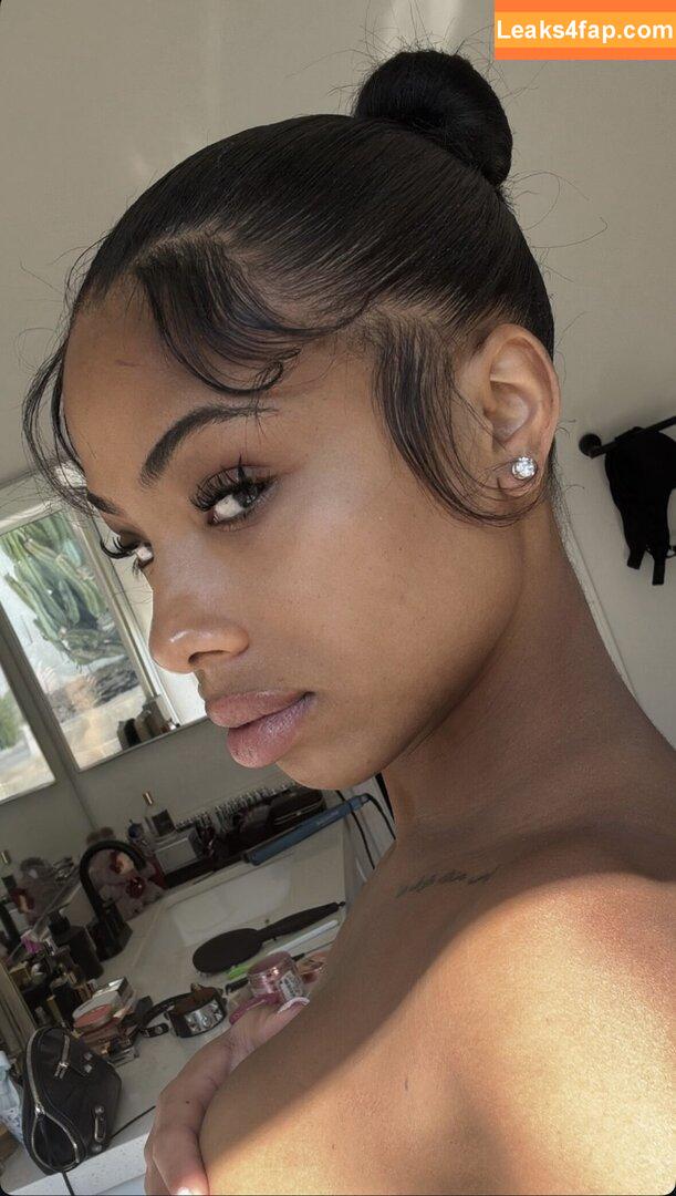 ayisha.mia / ayisha mia / ayishamia leaked photo photo #0013