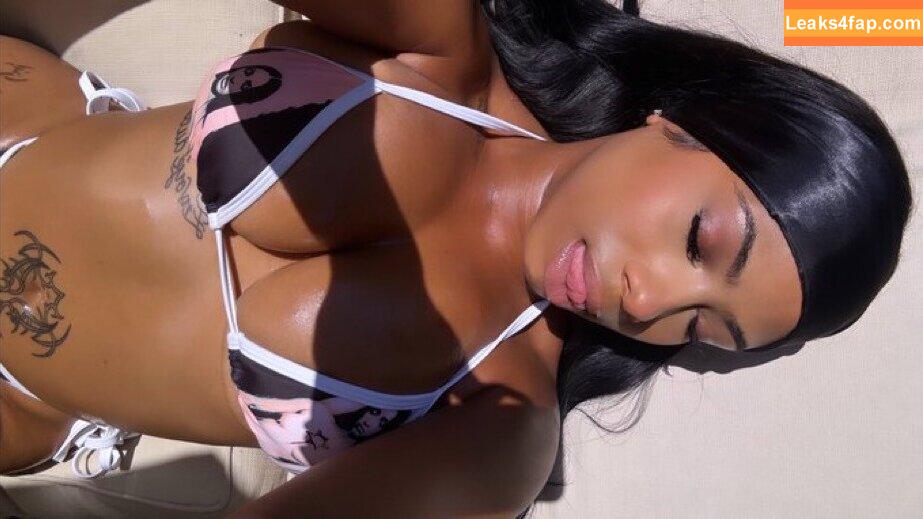 ayisha.mia / ayisha mia / ayishamia leaked photo photo #0025