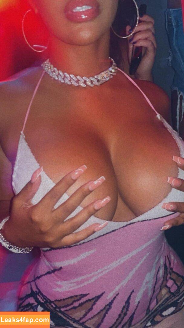 ayishadiaz /  слитое фото фото #0012