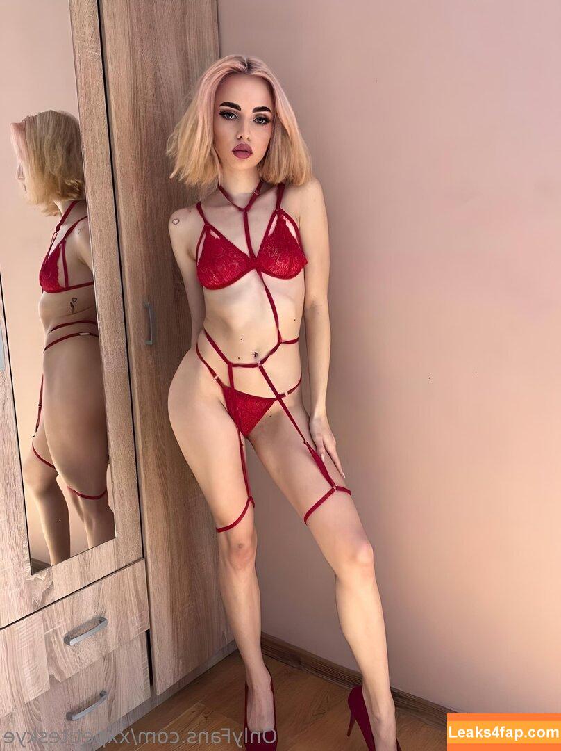 ayla10 /  leaked photo photo #0007