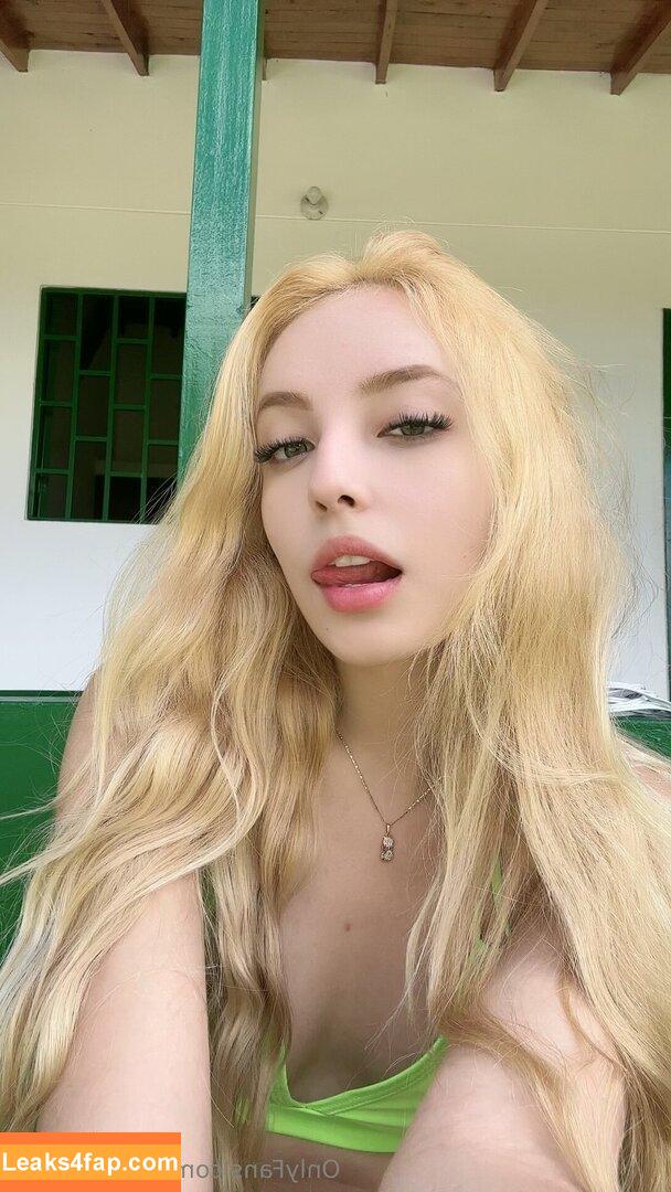 aylareed / aylamreed leaked photo photo #0012